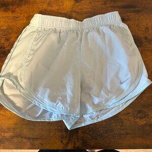 Women's Nike Athletic Shorts (XS)